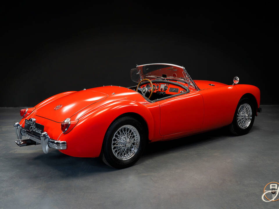 Image 5/24 de MG MGA 1500 (1957)