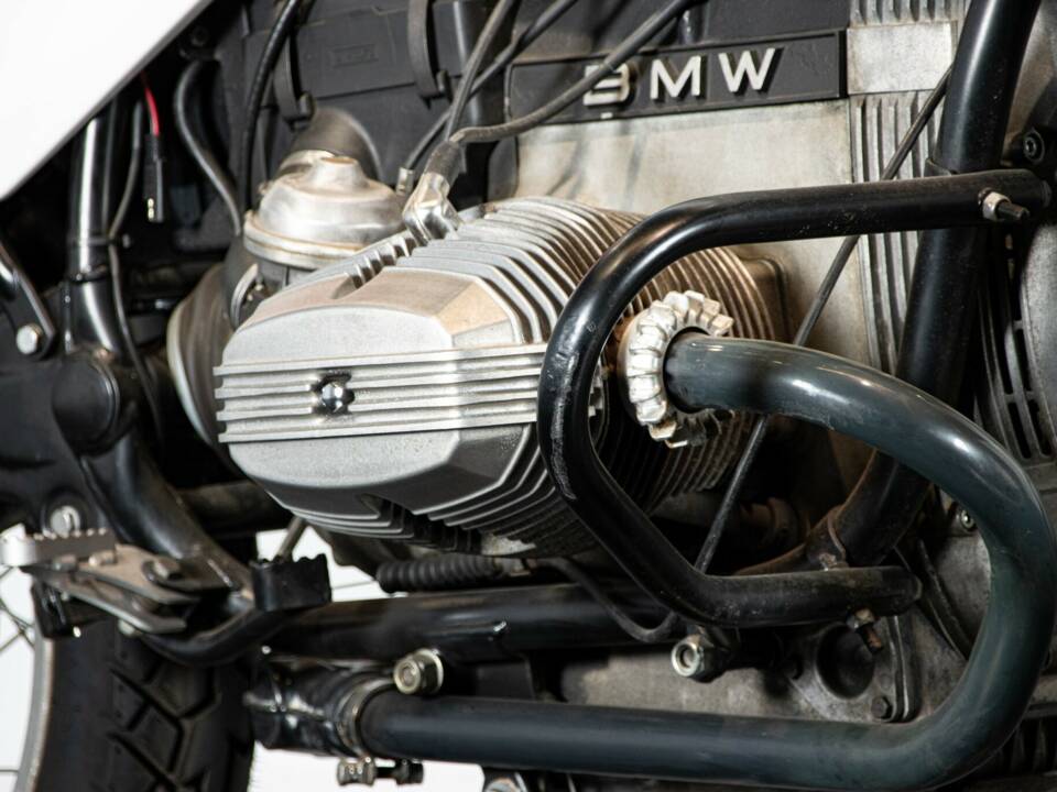Image 26/50 of BMW R 80 GS (1983)