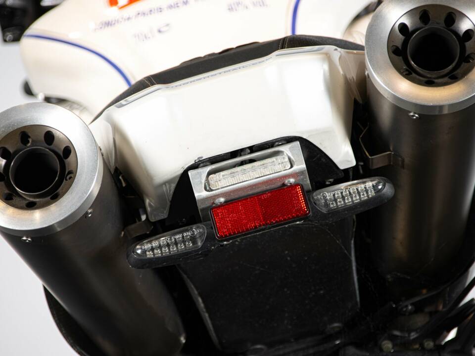 Image 42/50 of Yamaha DUMMY (2007)