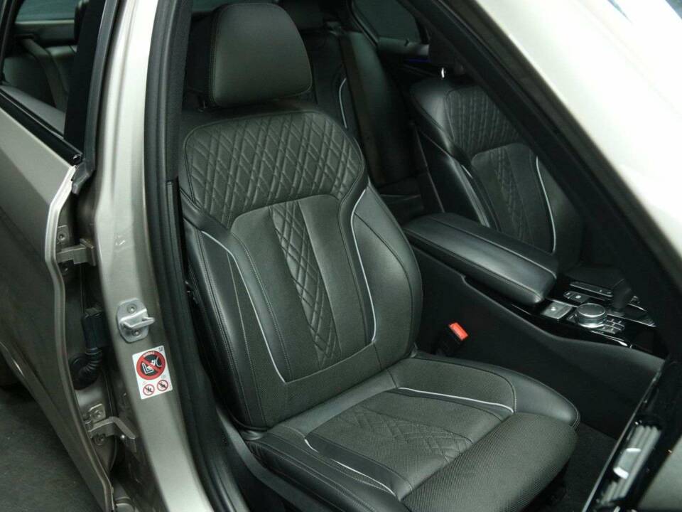 Image 28/50 of ALPINA B5 Biturbo AWD (2017)