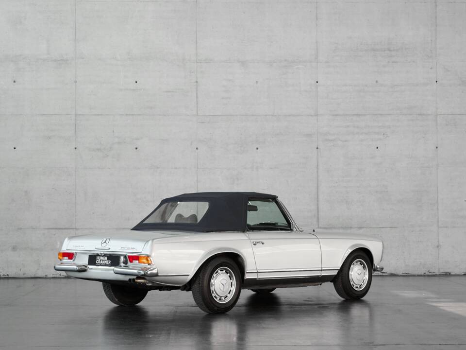 Image 34/50 de Mercedes-Benz 280 SL (1970)