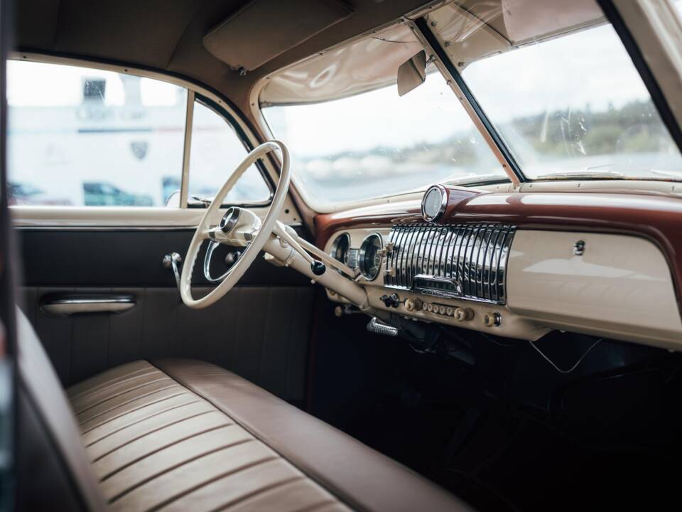 Bild 27/29 von Chevrolet Deluxe Styleline (1952)
