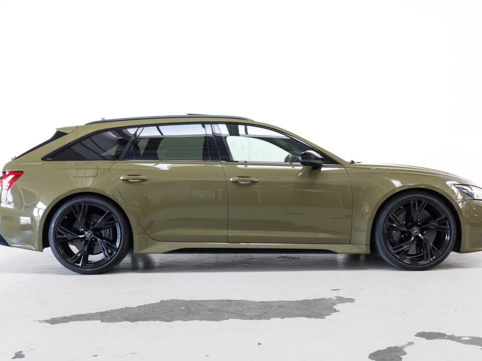 Image 3/40 of Audi RS6 Avant (2019)