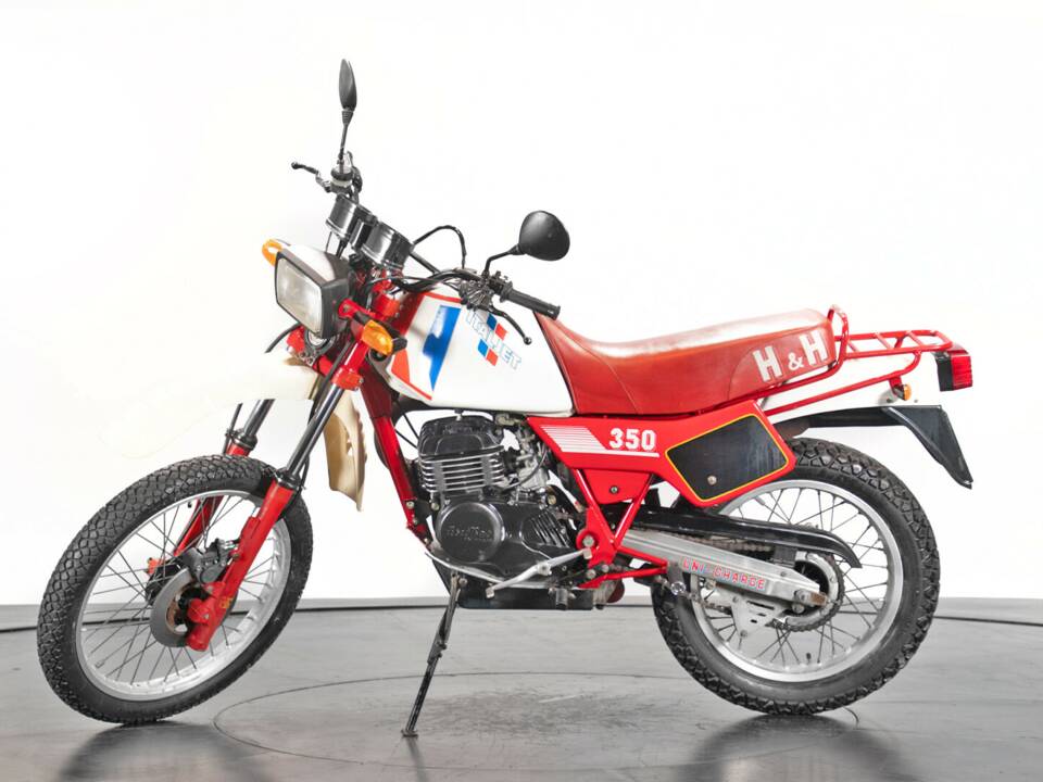 Immagine 1/22 di Italjet 350 (1984)