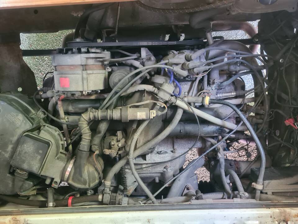 Bild 15/17 von Volkswagen T3 Bus 2.1 (G-Kat) (1989)