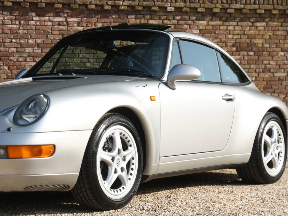 Imagen 39/50 de Porsche 911 Carrera (1996)