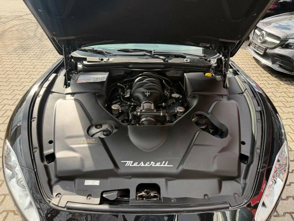 Bild 20/21 von Maserati GranTurismo 4.2 (2007)