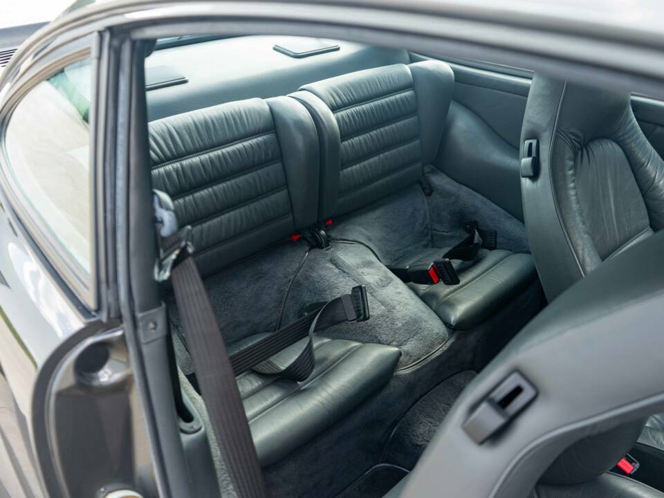 Imagen 25/33 de Porsche 911 Turbo 3.3 (1989)
