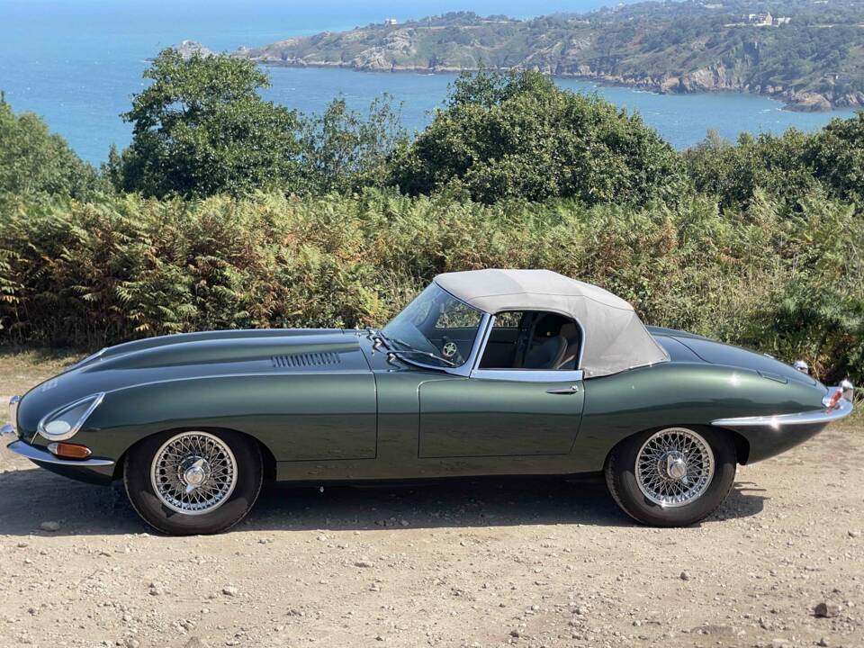 Imagen 3/12 de Jaguar E-Type 3.8 (1962)