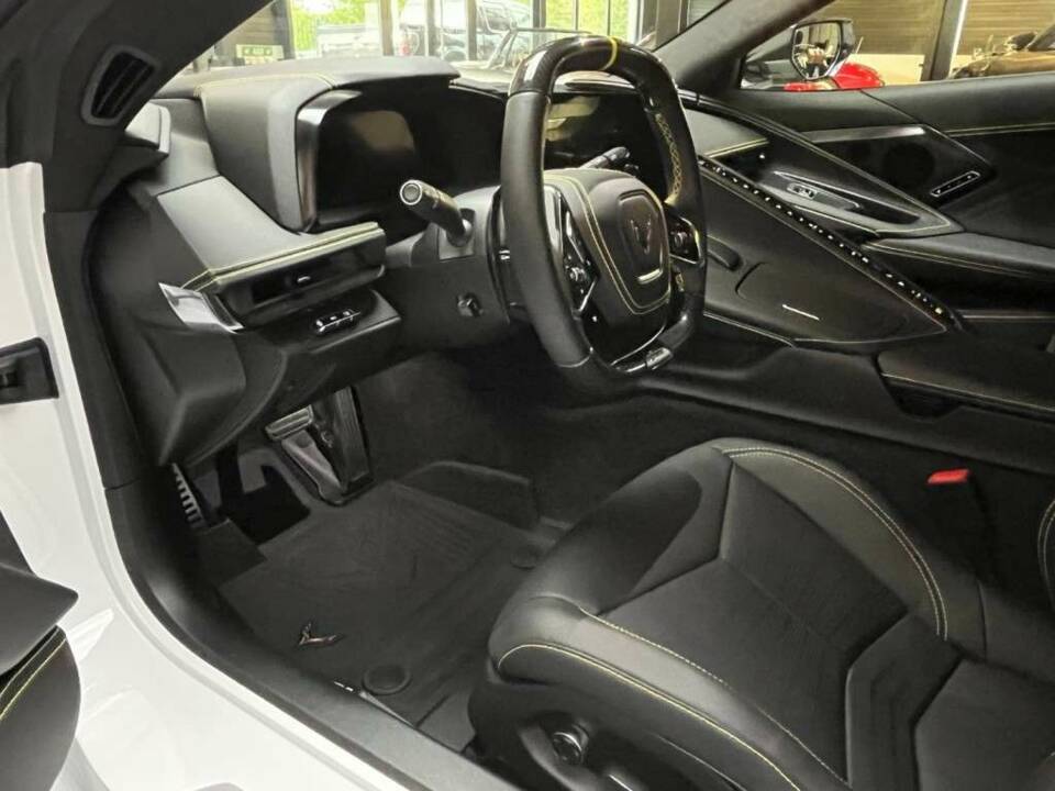 Image 14/50 of Chevrolet Corvette Z06 (2024)