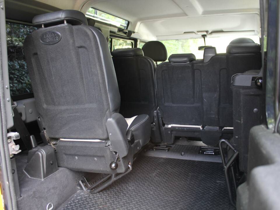 Bild 16/18 von Land Rover Defender 110 (2014)