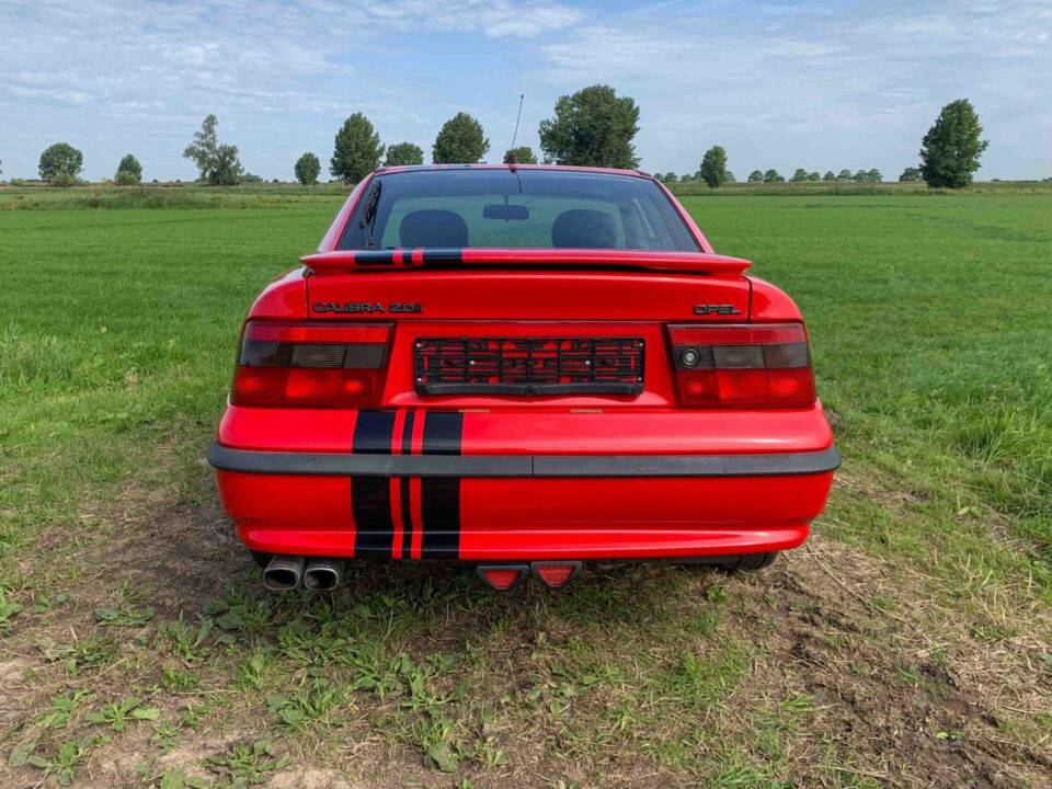 Bild 28/35 von Opel Calibra 2,0 (1991)