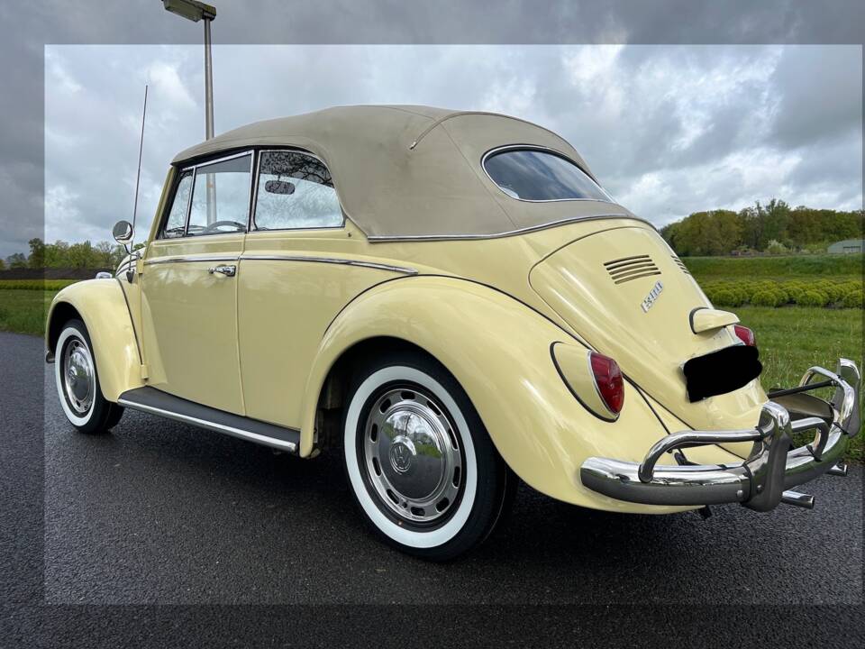 Image 2/15 of Volkswagen Beetle 1300 (1966)