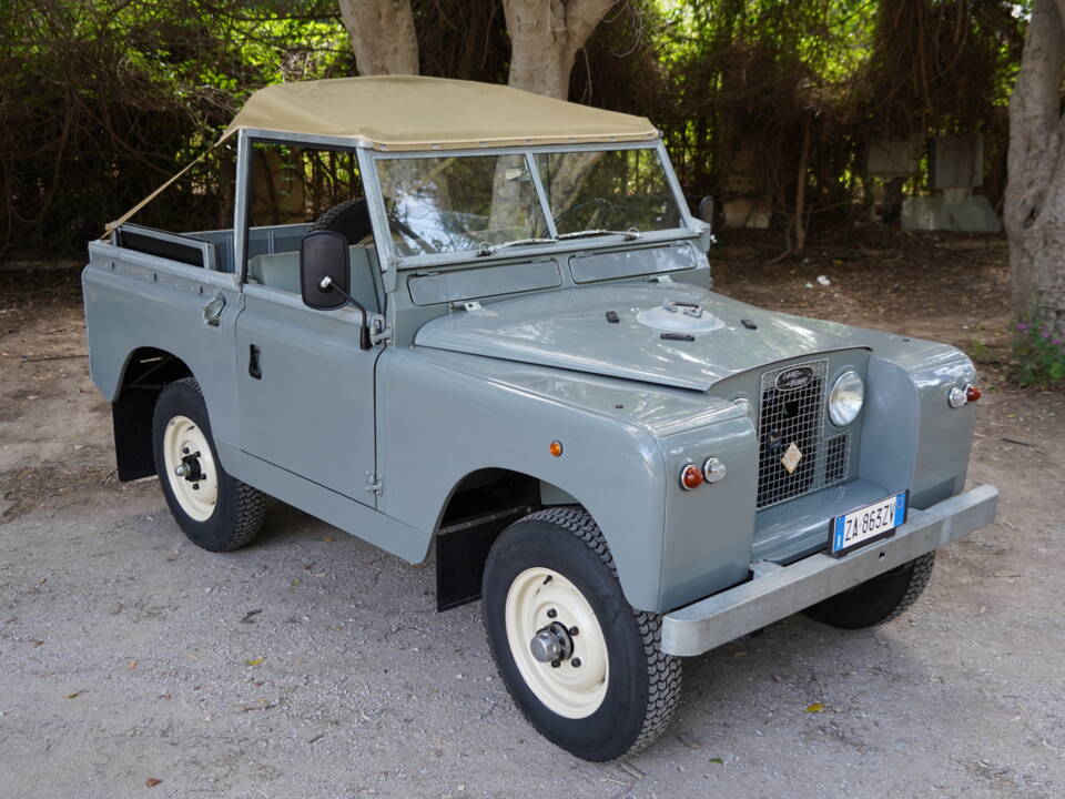 Bild 21/79 von Land Rover 88 (1963)