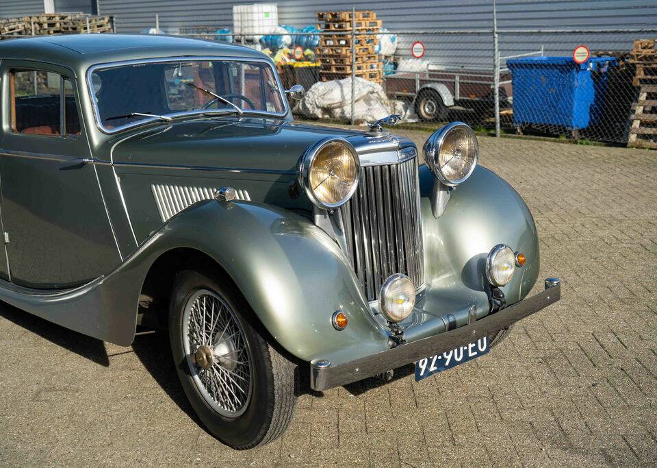 Image 8/8 of Jaguar 1.5 Litre (1948)