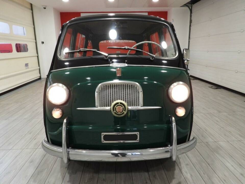 Image 7/10 of FIAT 600 D Multipla (1966)
