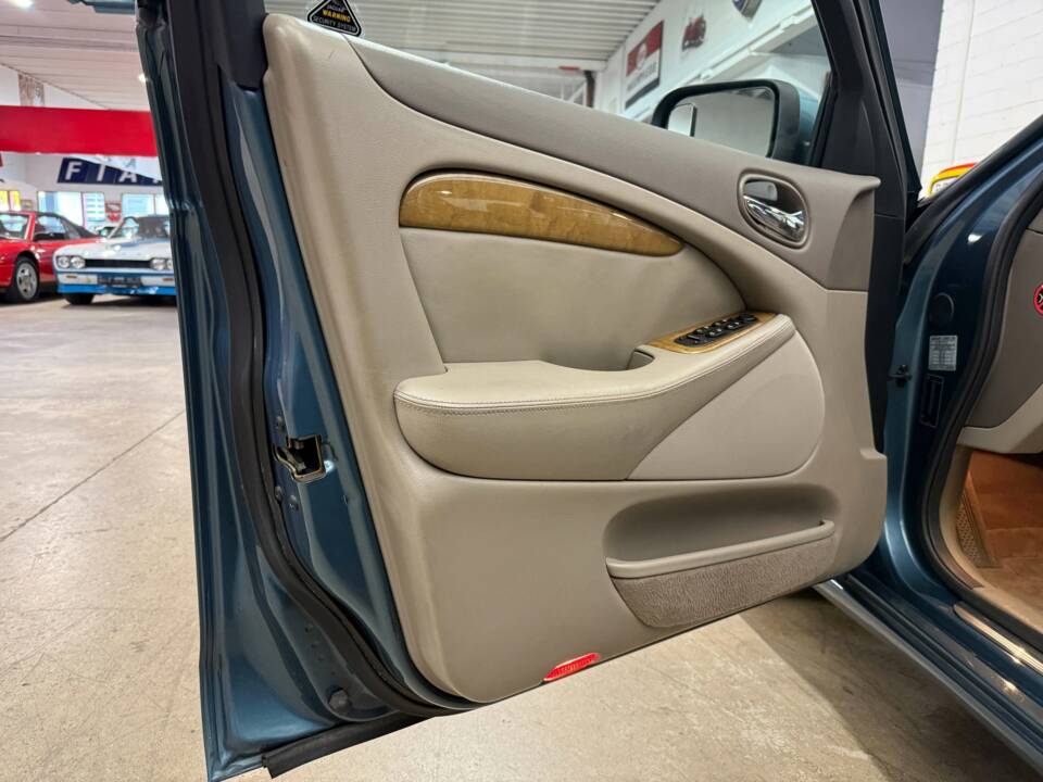 Imagen 5/15 de Jaguar S-Type 3.0 V6 (2000)