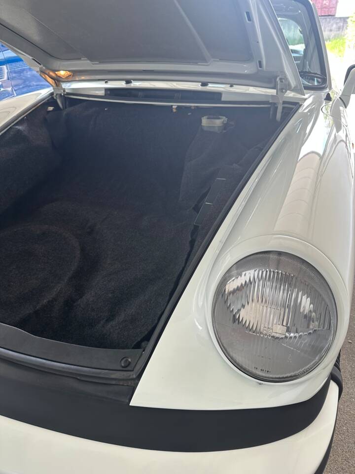 Bild 16/26 von Porsche 911 SC 3.0 (1983)