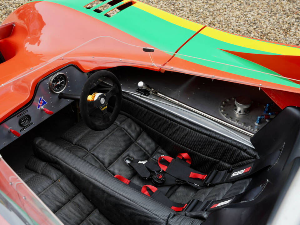 Image 9/50 of McLaren M8C (1970)