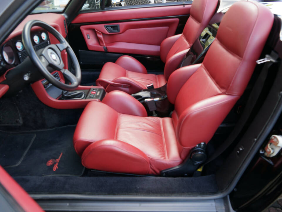 Image 3/50 of Alfa Romeo RZ (1993)