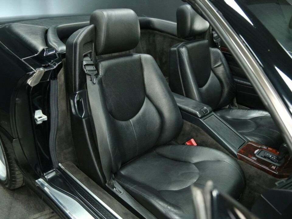 Imagen 20/30 de Mercedes-Benz SL 500 (1998)