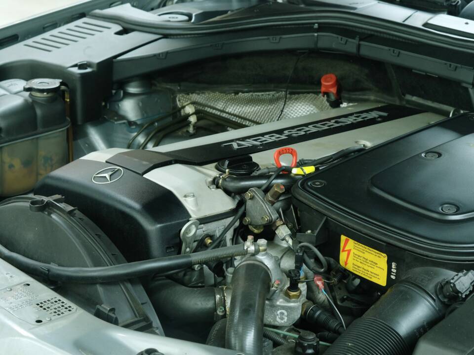 Bild 22/50 von Mercedes-Benz 300 SE (1992)