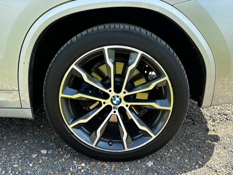 Image 23/64 de BMW X3 M Competition (2019)