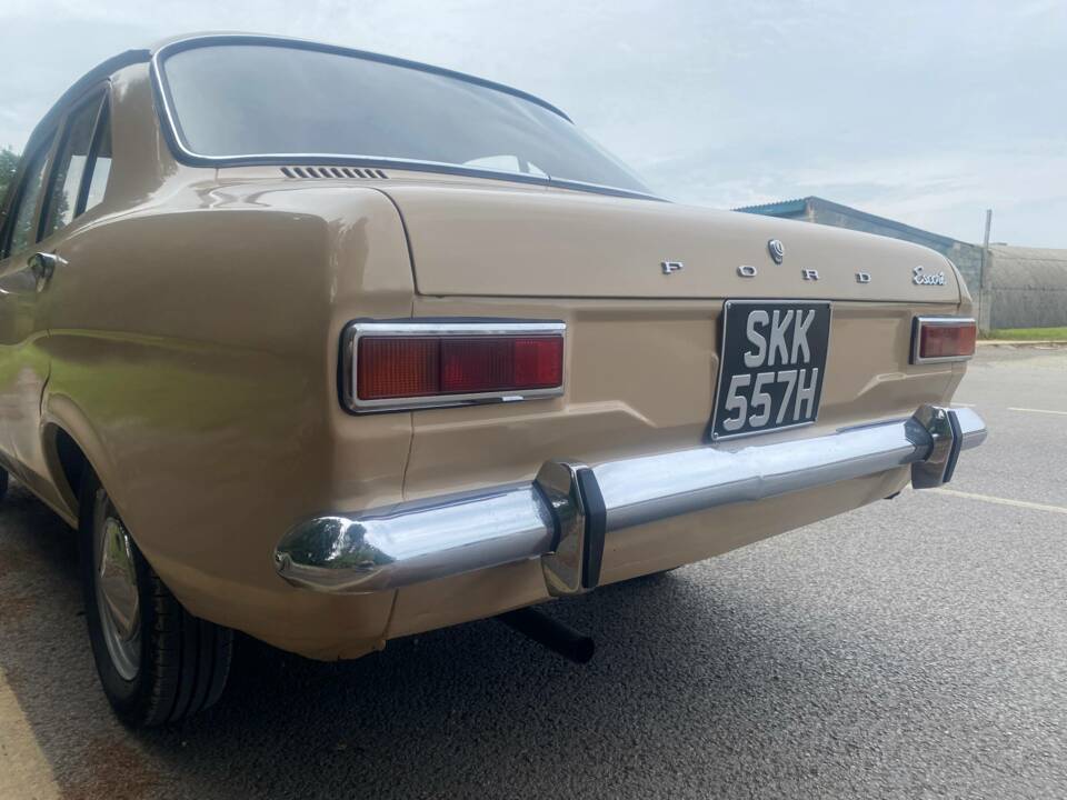 Afbeelding 26/98 van Ford Escort 940 DeLuxe (1970)