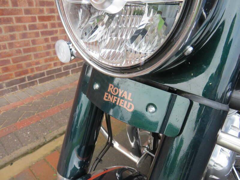 Image 35/41 of Royal Enfield Classic 350 (2025)