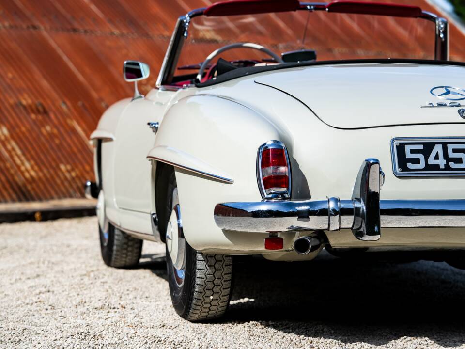 Image 29/33 de Mercedes-Benz 190 SL (1959)