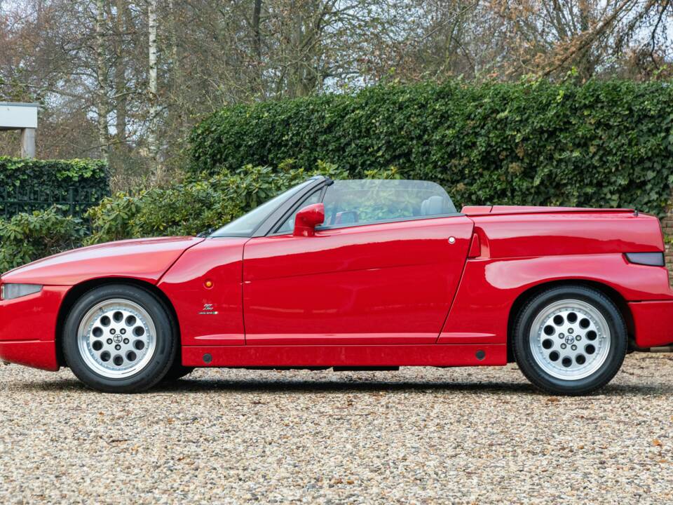 Bild 37/50 von Alfa Romeo RZ (1995)