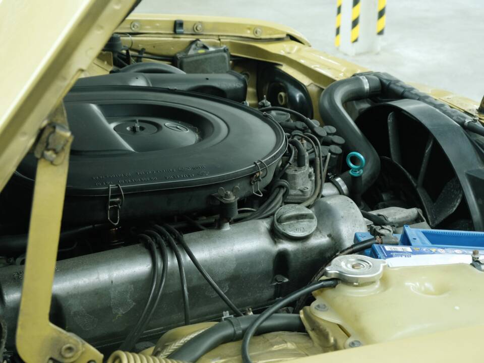 Image 55/76 of Mercedes-Benz 350 SEL (1977)