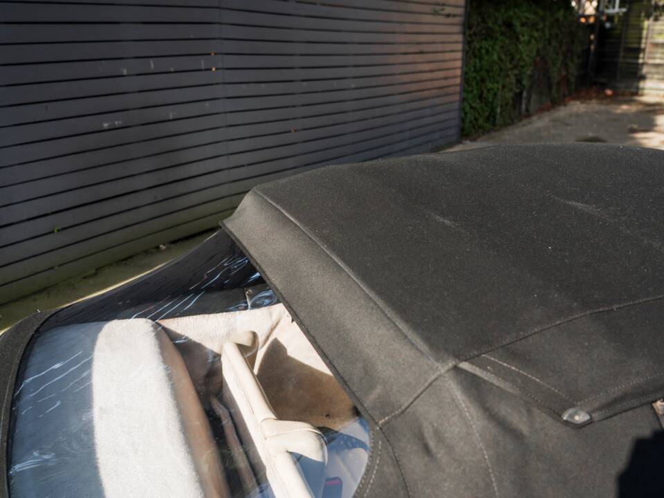 Imagen 56/60 de Porsche 911 Carrera 3.2 (WTL) (1988)