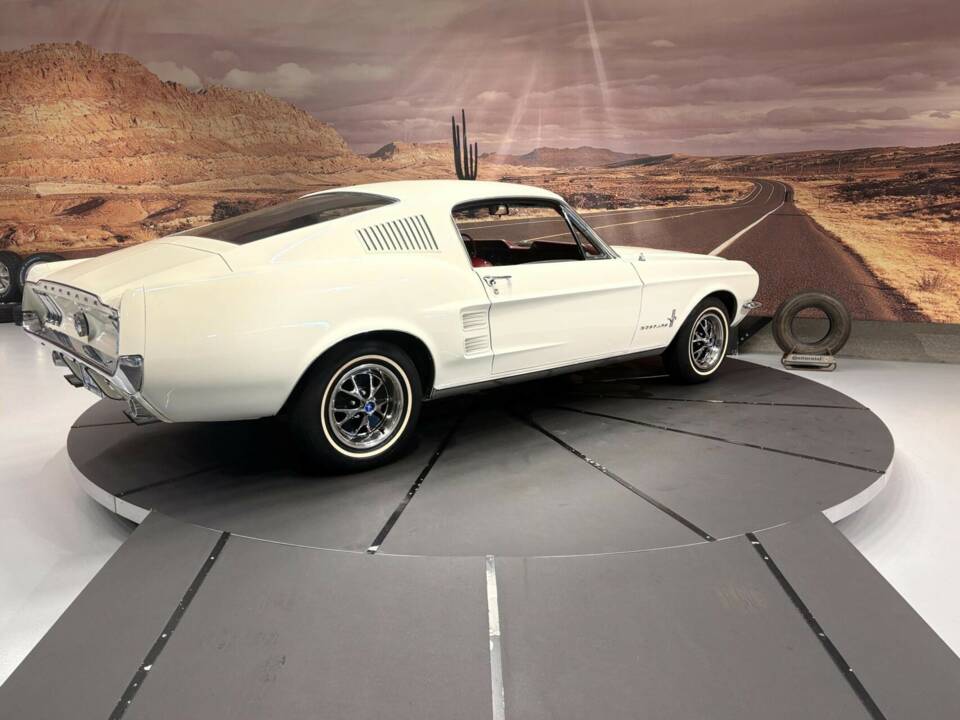 Image 13/50 of Ford Mustang 289 (1967)