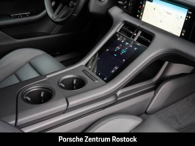 Bild 23/37 von Porsche Taycan 4S Sport Turismo (1900)