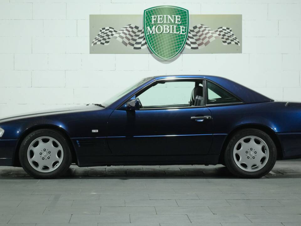 Image 15/33 de Mercedes-Benz 500 SL (1990)