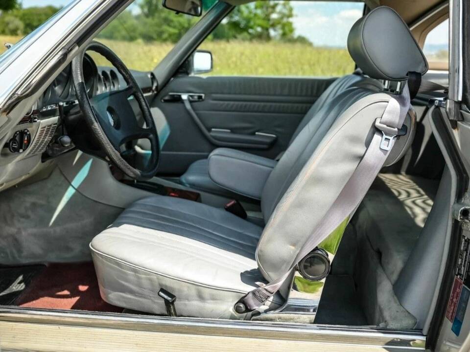 Image 8/28 of Mercedes-Benz 380 SL (1981)