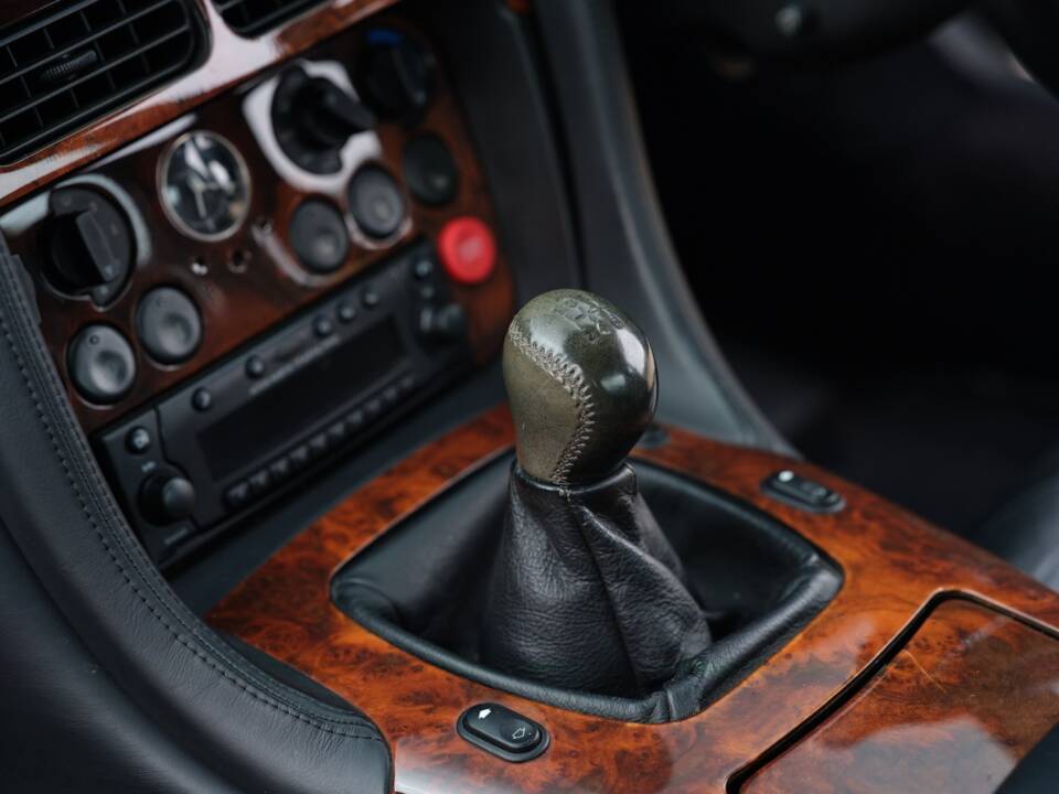 Bild 30/42 von Aston Martin DB 7 Vantage (2001)