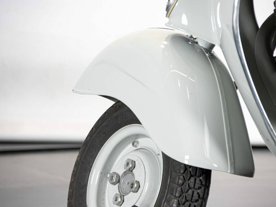 Immagine 22/50 di Piaggio Vespa 125 (1959)