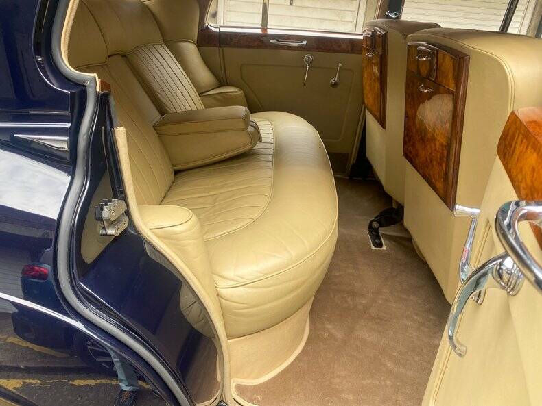 Image 43/50 de Bentley S 2 Continental (1960)