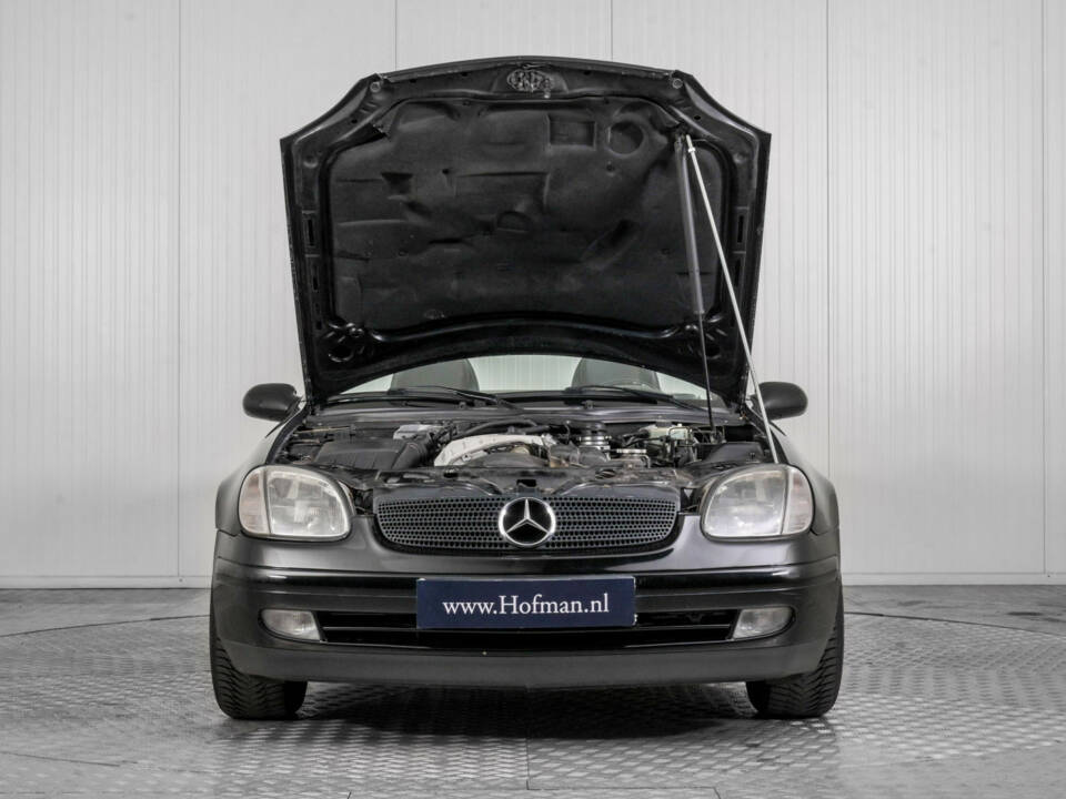 Image 33/47 of Mercedes-Benz SLK 200 (1999)