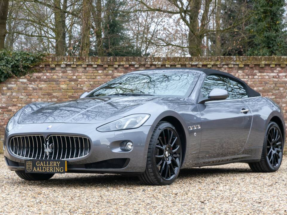 Bild 36/50 von Maserati GranCabrio Sport (2015)