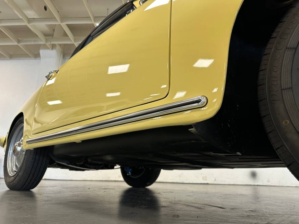 Image 20/101 of Porsche 356 B 1600 (1963)