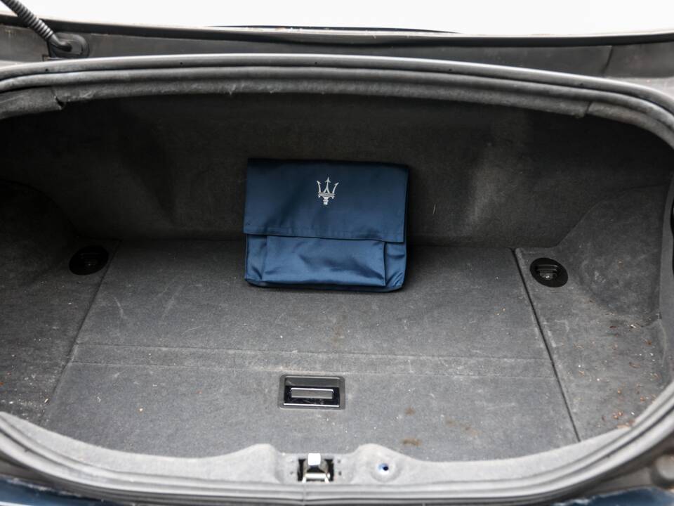 Bild 29/43 von Maserati Quattroporte 4.2 (2004)