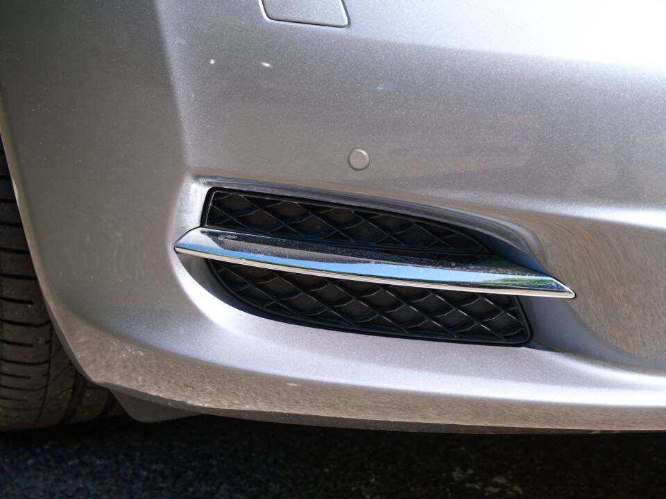 Image 27/50 of Jaguar XJ 5.0 (2012)