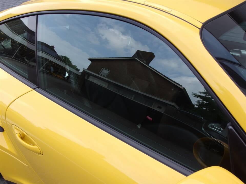 Bild 28/100 von Porsche 911 Turbo (2007)