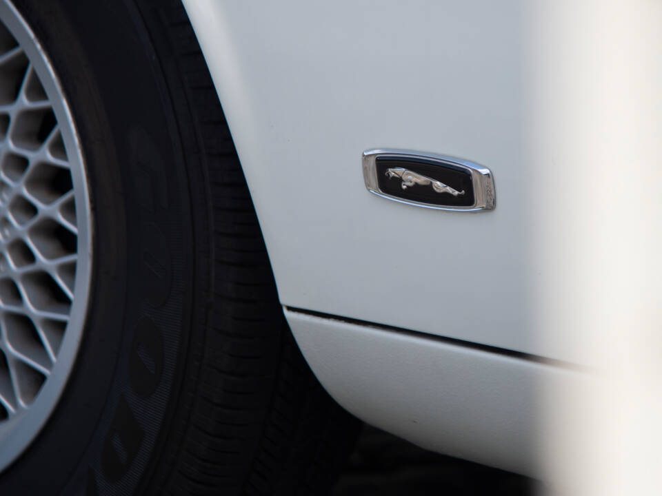 Image 22/39 of Jaguar XJS 5.3 V12 (1989)