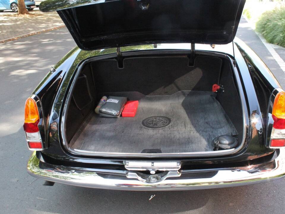 Image 12/20 of Alfa Romeo 2000 Spider (1960)