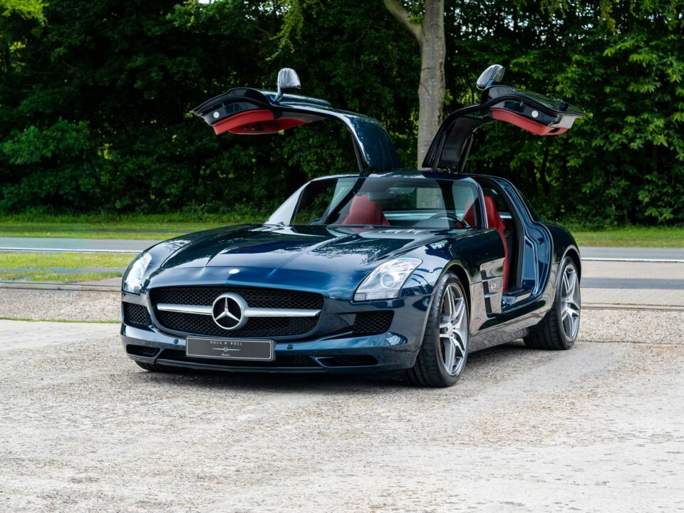 Afbeelding 17/38 van Mercedes-Benz SLS AMG (2010)