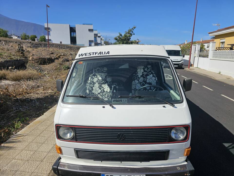 Bild 6/8 von Volkswagen T3 Westfalia 1.9 (1981)